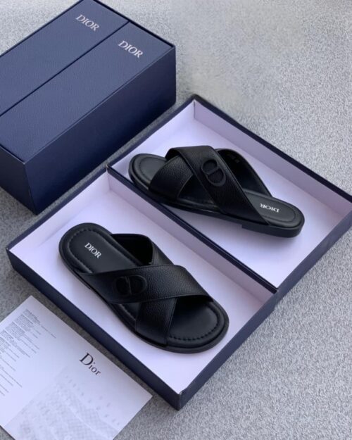 Dior Men’s Leather Slippers with Dior Diamond Motif