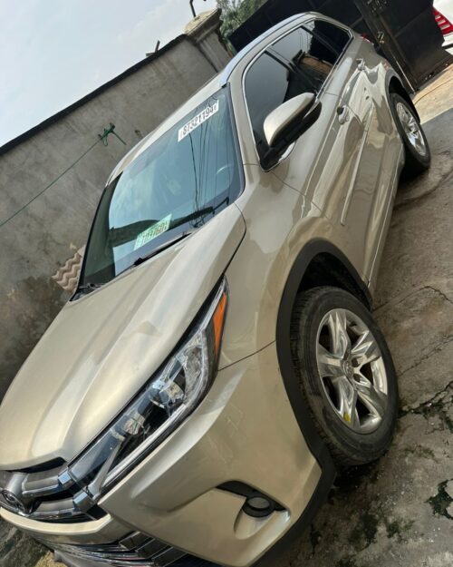 Direct Tokunbo 2018 Toyota Highlander